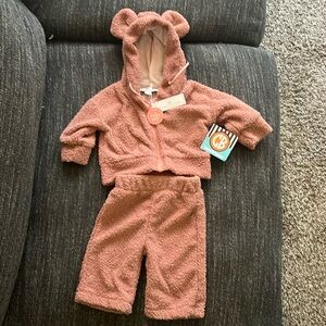 Plum jumper suit for 0 to 3 month old (M)
